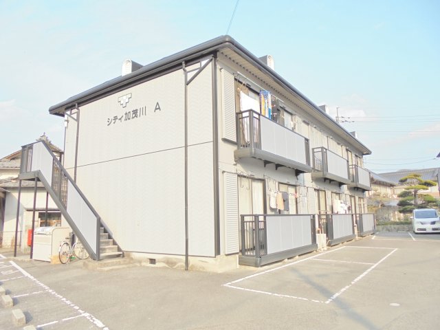 【シティ加茂川　Aの建物外観】