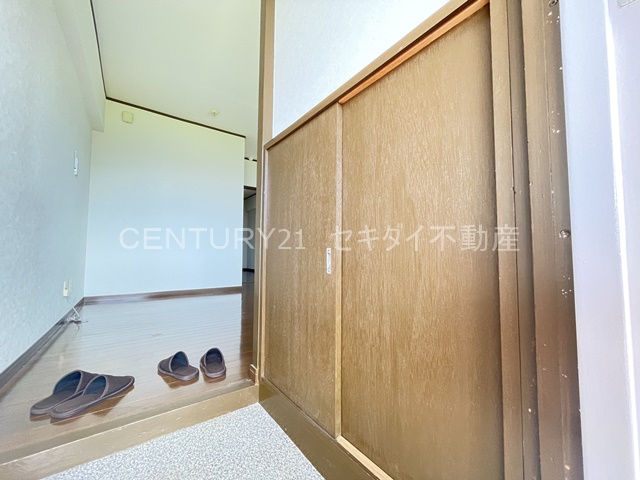 教興寺マンションの玄関写真
