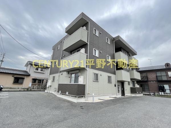 【カルミアの建物外観】