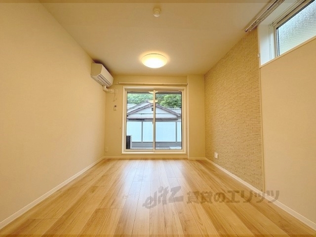 居室・リビング　居室