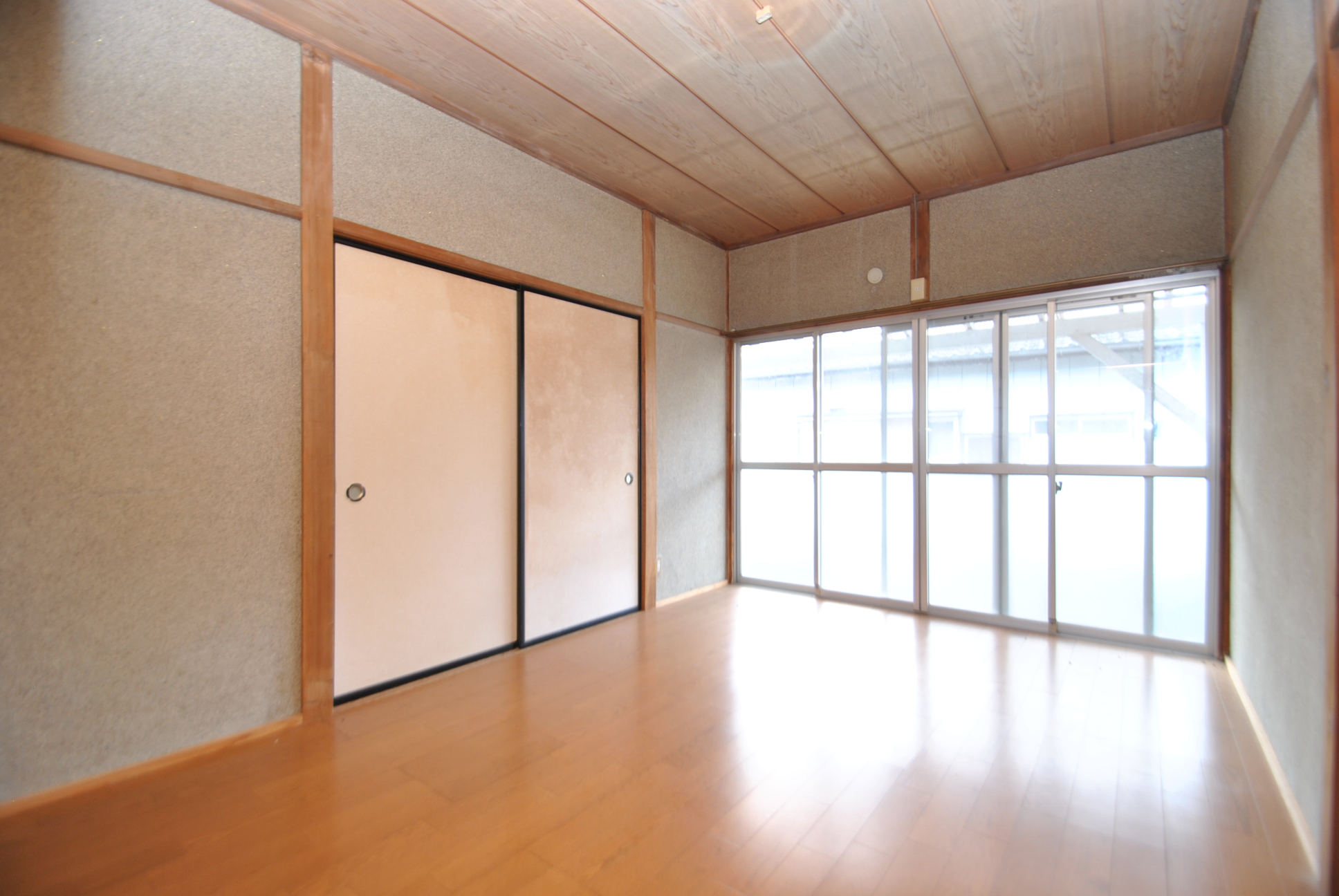 居室・リビング　現状優先