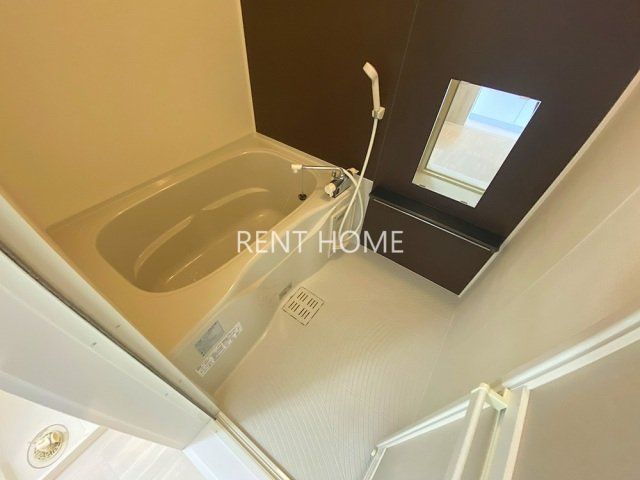 バス・シャワールーム　清潔感あります