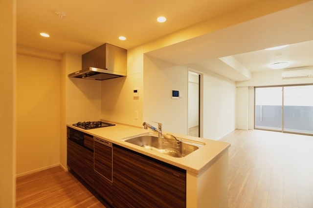 キッチン　※写真は同タイプ住戸です。