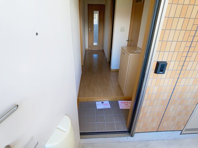 玄関　2025年7月撮影※現況を優先します。