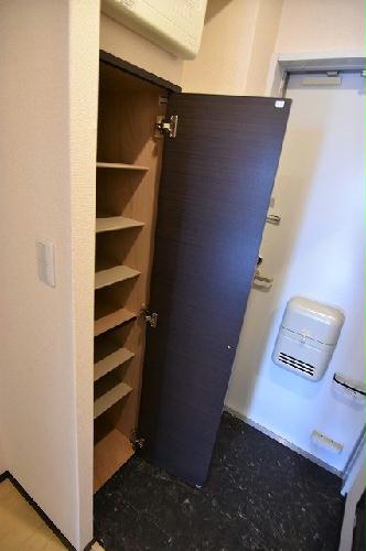 その他設備　下駄箱