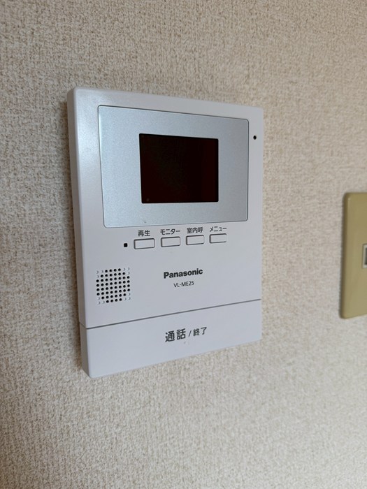 セキュリティ　防犯対策に有効なカメラ付きインターホン！録画機能が付いている