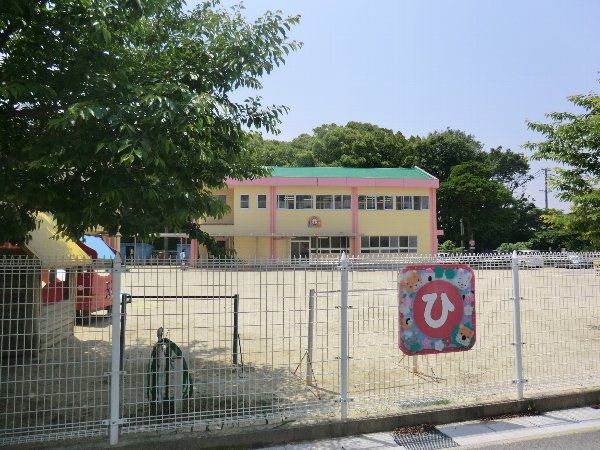 幼稚園・保育園　ひなご幼稚園（幼稚園・保育園）まで395m