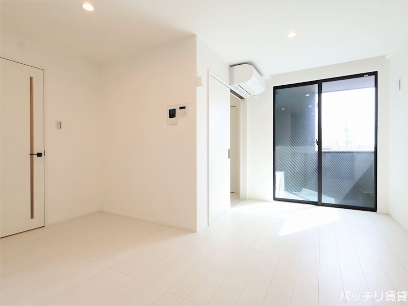 居室・リビング　画像は同型タイプの為現状を優先致します。