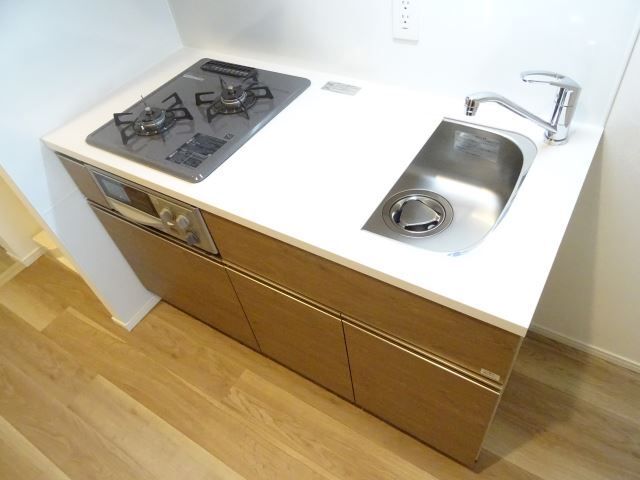 キッチン　グリル付き２口コンロのシステムキッチン♪