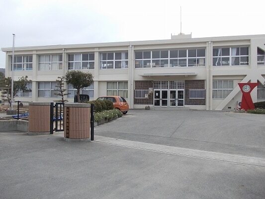 その他　桑島小学校（その他）まで1300m