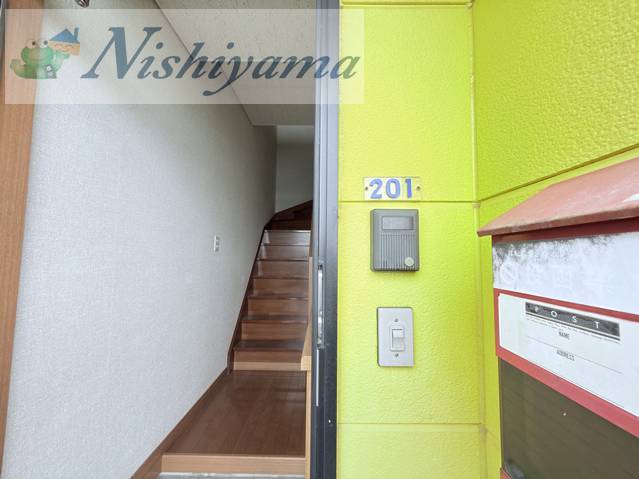 フレッセ徳町Iの玄関写真