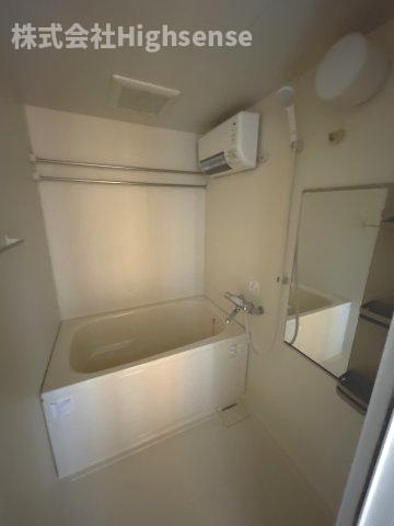 バス・シャワールーム　お風呂で日々の疲れを落としましょう