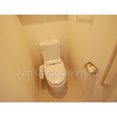 トイレ　同タイプ5階のお部屋を撮影。仕様が異なることがあります。