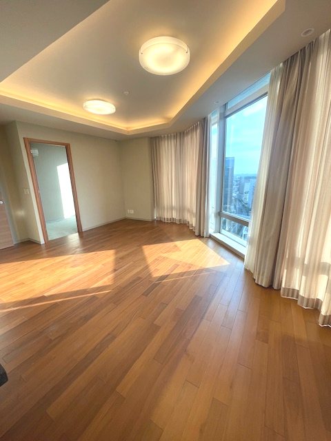 居室・リビング　室内写真はリフォーム前のものです