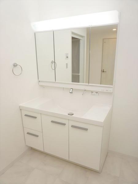 洗面設備　洗面所