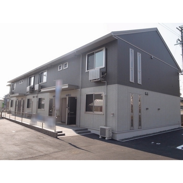 エントランス　建物外観