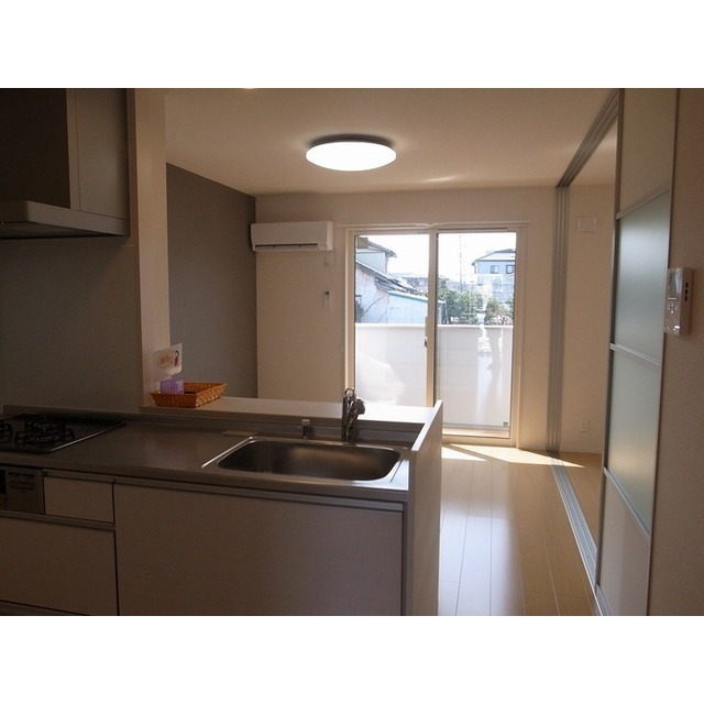 建物外観　洋室