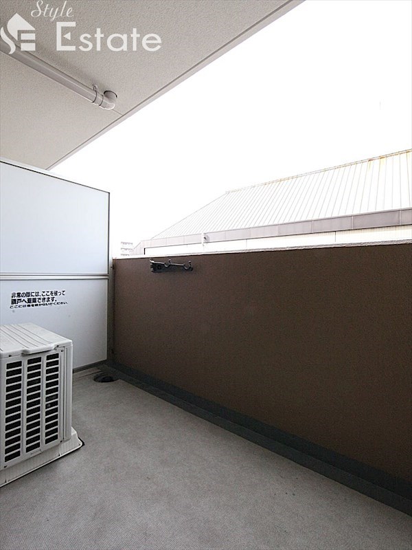 バルコニー　バルコニー