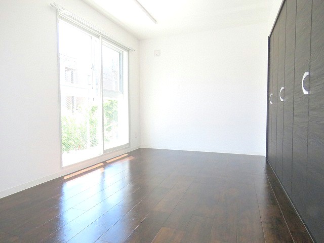 その他部屋・スペース　明るい洋室です♪