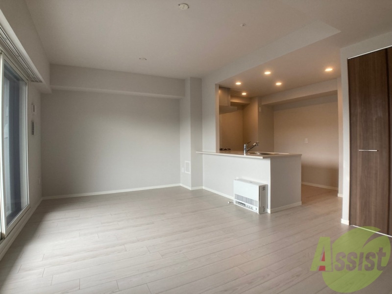 居室・リビング　広くてキレイなお部屋が広がっていて、充実した生活が送れそう。