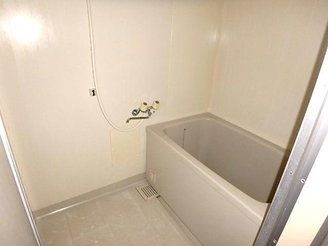 バス・シャワールーム　※同棟別室参考写真