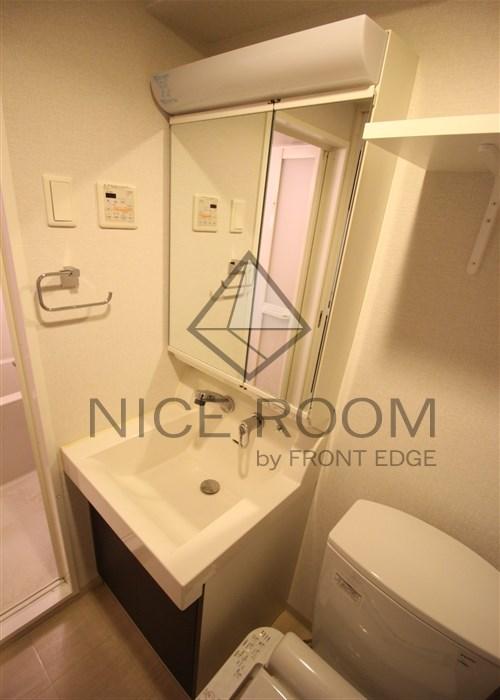 洗面設備　エステムプラザ大手前エヴァース　独立洗面台