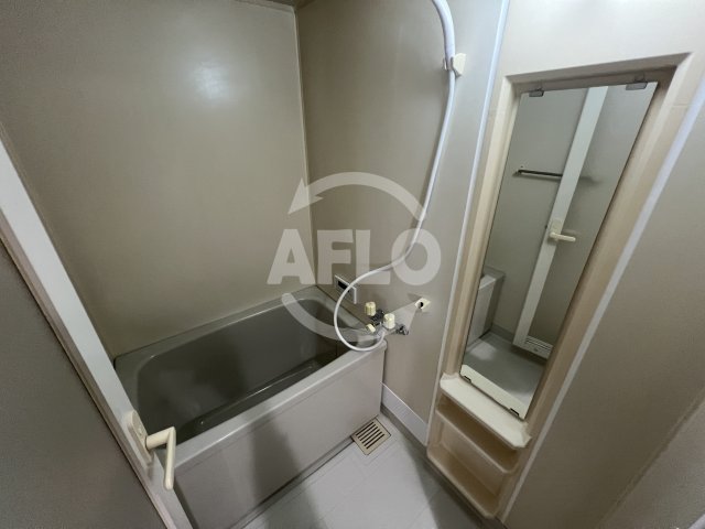 バス・シャワールーム　シャトー弁天弐番館　風呂