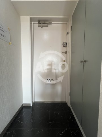 玄関　シャトー弁天弐番館　玄関