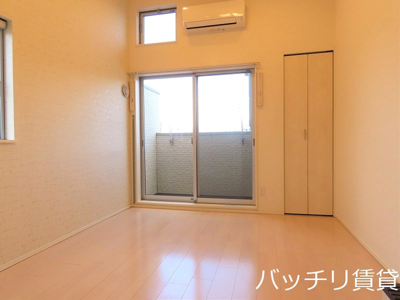 バルコニー　同型タイプの為、現状を優先致します。