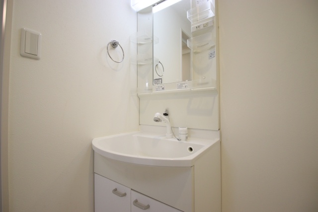 洗面設備　※別室の参考写真の為、現況優先です。