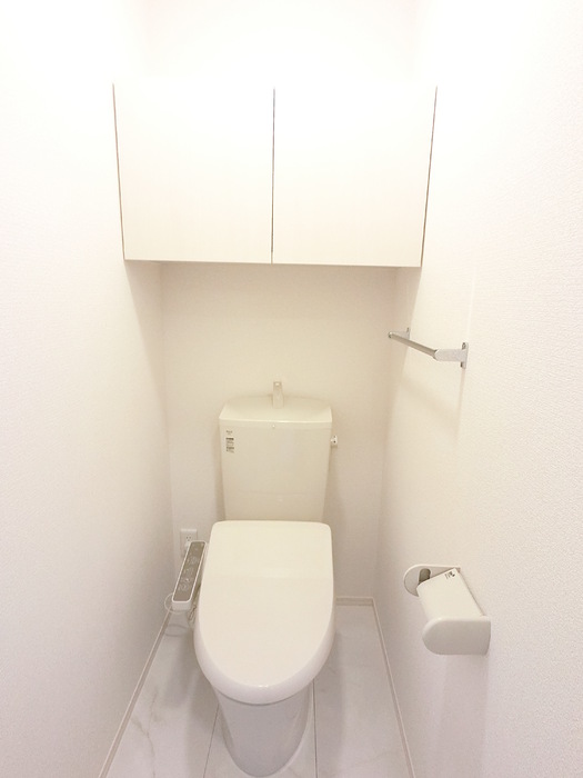 y.シャトルのトイレ写真