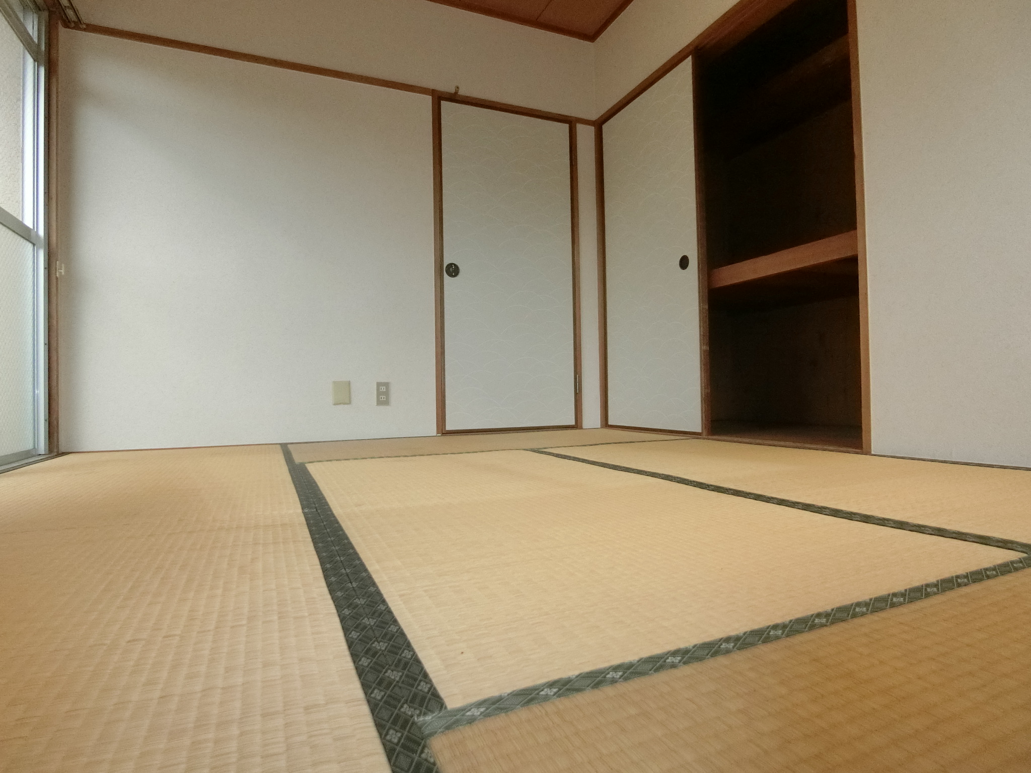 その他部屋・スペース　収納完備で明るい南向きのお部屋です☆