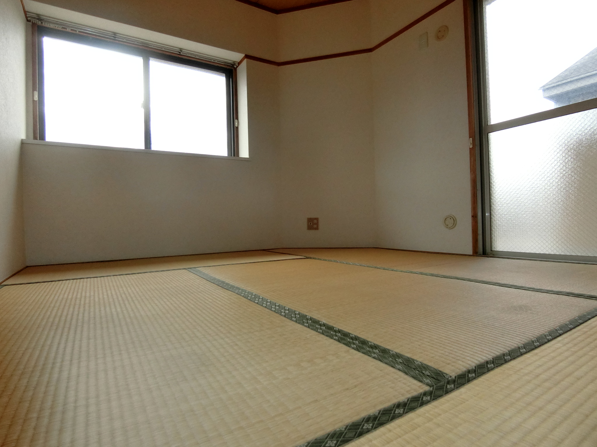 その他設備　収納完備で明るい南向きのお部屋です☆