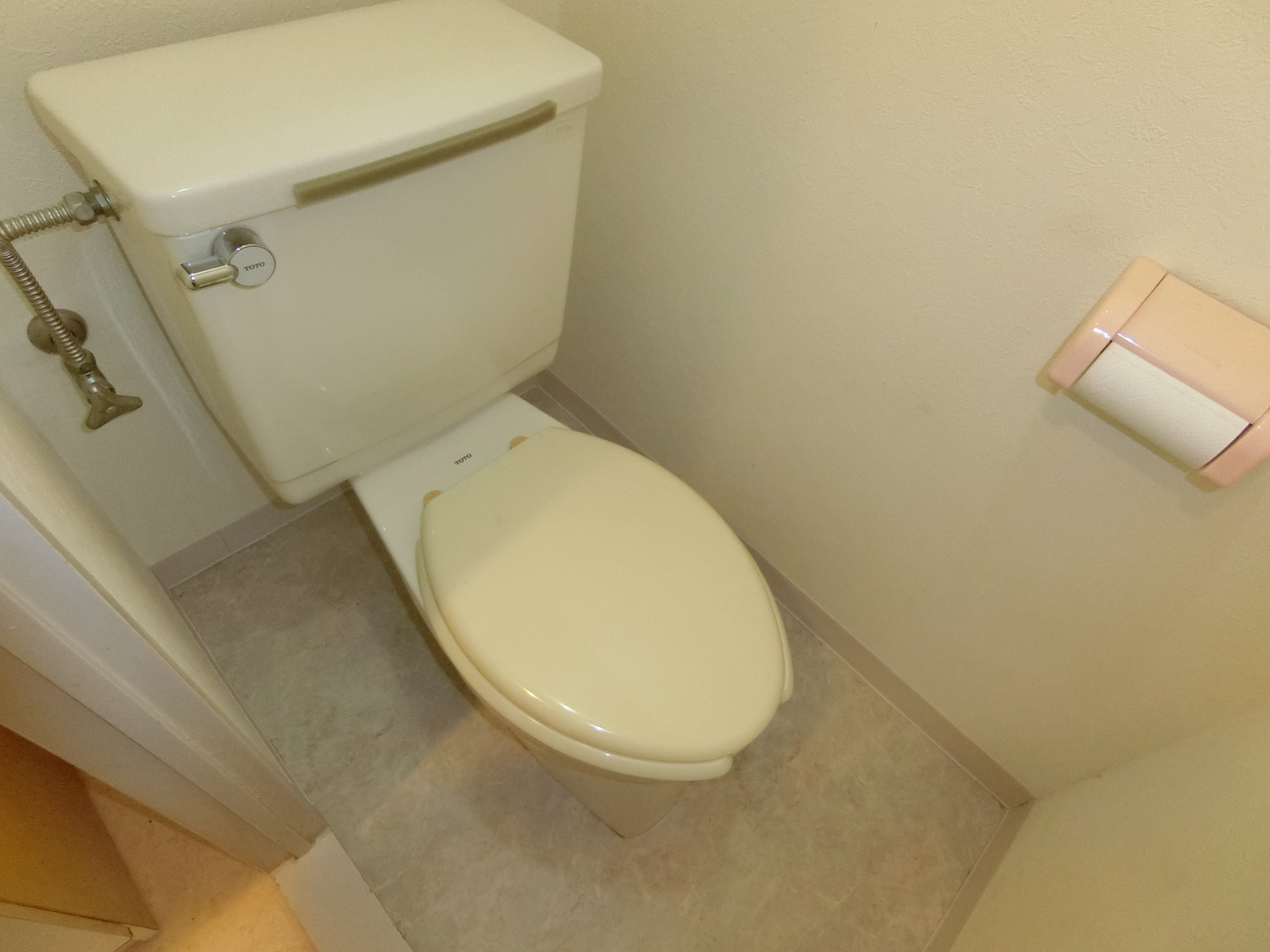 トイレ　バストイレ別で清潔感のあるトイレです☆