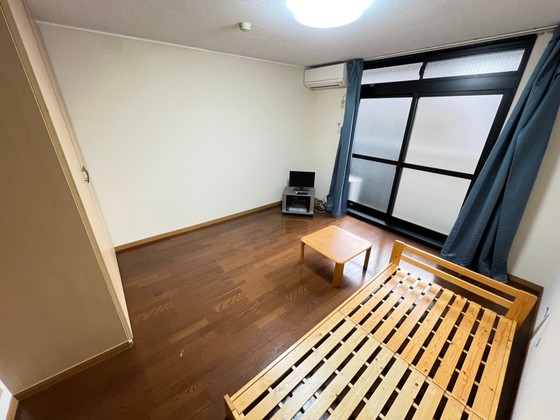 居室・リビング　※別部屋の写真です