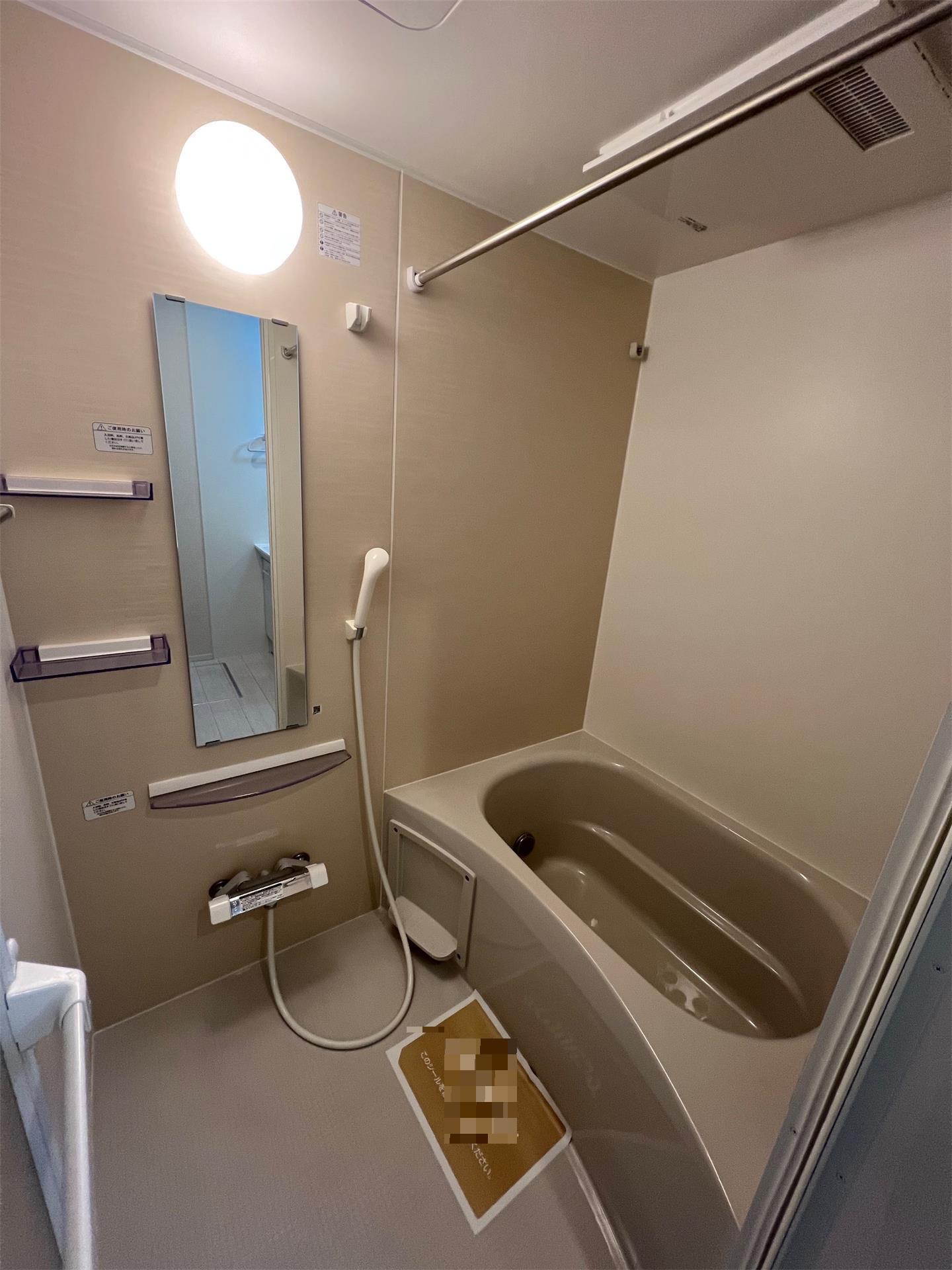 バス・シャワールーム　同タイプ別室内写真