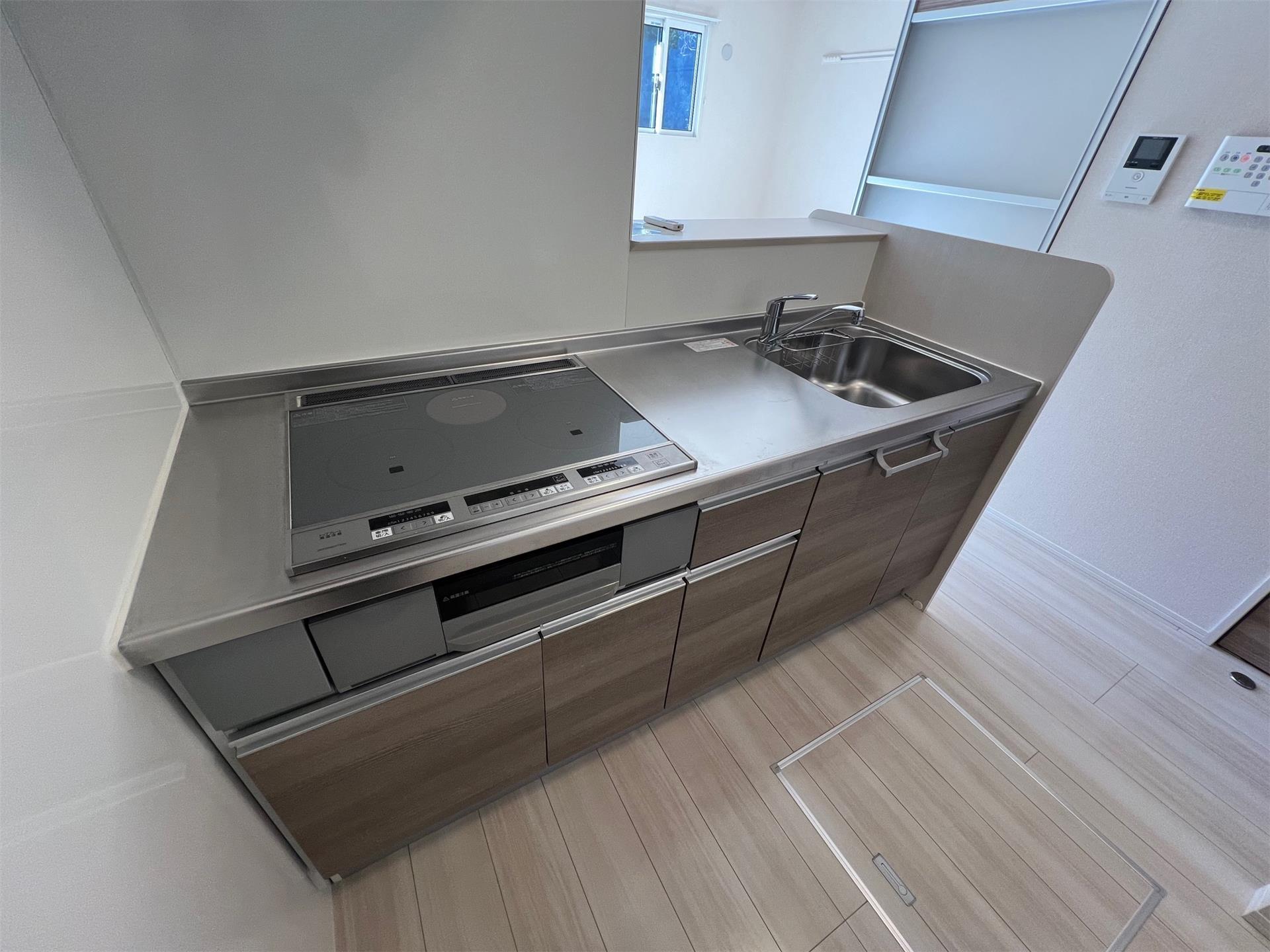 玄関　同タイプ別室内写真