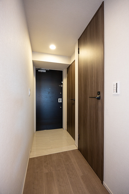 玄関　※写真は同タイプ住戸です。