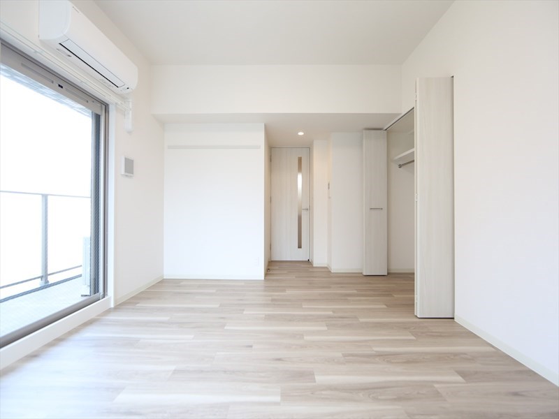 その他部屋・スペース　洋室10帖　クローゼット付（収納充実してます）