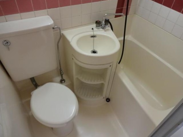 バス・シャワールーム　バスルーム