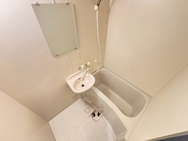 バス・シャワールーム　別号室の写真です