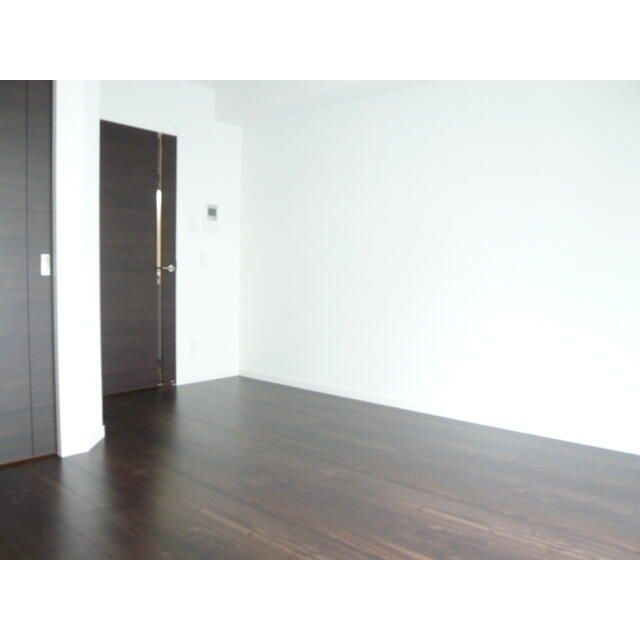 居室・リビング　☆明るい洋室☆