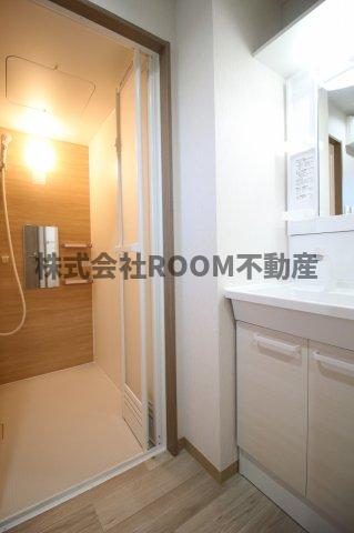 洗面設備　広い洗面スペース