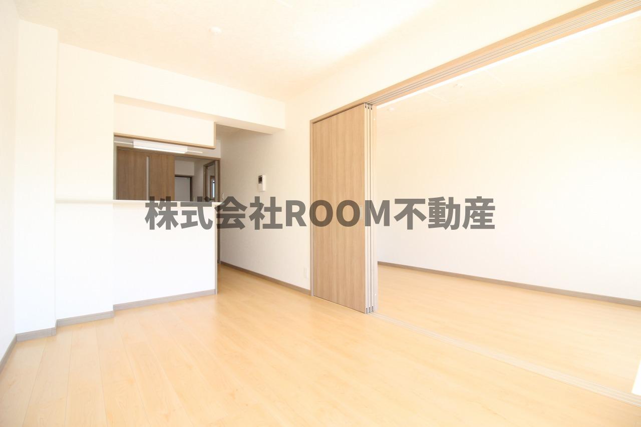 居室・リビング　こちらの居間で趣味の時間をお楽しみください