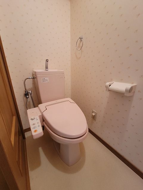 トイレ　ゆったりとした空間のトイレです