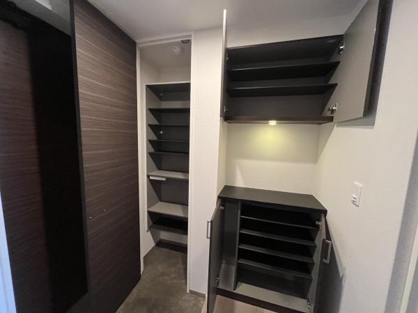 その他設備　下駄箱あります