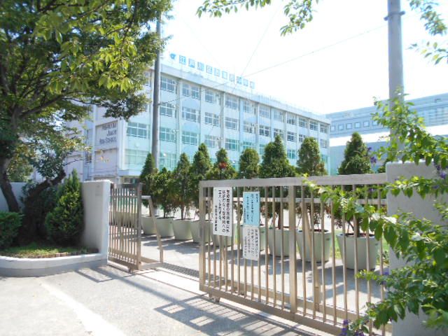 中学校　江戸川区立西葛西中学校（中学校）まで1043m