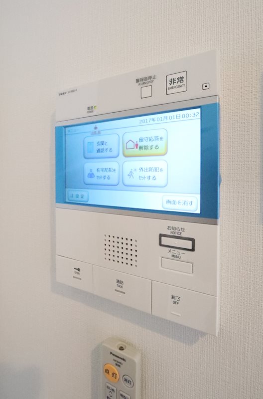 セキュリティ　モニター付きインターホン