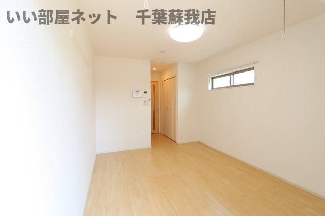 その他部屋・スペース　落ち着いて過ごせるお部屋なので、寝室にいかがでしょうか