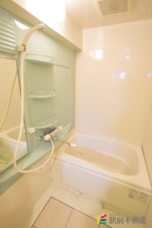 バス・シャワールーム　※同マンション別部屋
